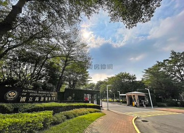 漢民商圈餐旅大學第一排現成包租婆穩定收租｜高雄市小港區松和路