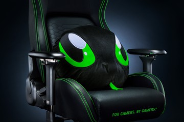 Razer Sneki Snek Giant Cushion