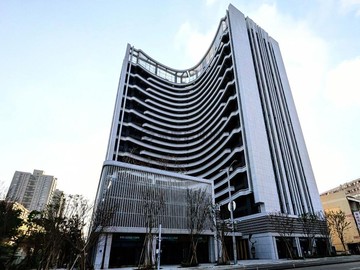 潤隆VVS1｜三房平車．邊間．視野戶！｜台中市西屯區青海路二段