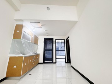 走路到鳳鳴火車站全新未住森耀電梯兩房平面車位｜新北市鶯歌區龍七路