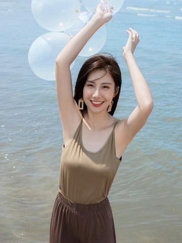 涼感．冰咖啡紗V領細肩帶背心