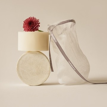 【Lyanature】李英愛親研LYA 植物泡泡強健髮根 三合一洗髮沐浴皂 87g 公司貨