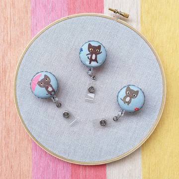 識別證伸縮夾-小黑貓款/韓國布/台灣製鋼絲拉繩