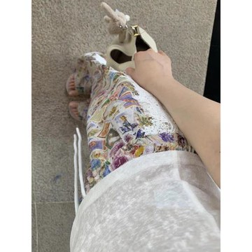 K2 ONLINESTORE白色V領短袖T恤女夏季蕾絲拼接印花寬松長褲兩件套