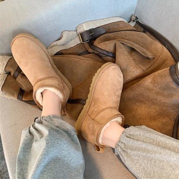 不二橘 2026網紅同款雪地靴加絨短筒羊皮毛一體短靴女加厚馬丁靴