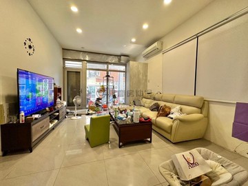 曉明女中I天津&北平商圈1+2樓店｜台中市北區中清路一段