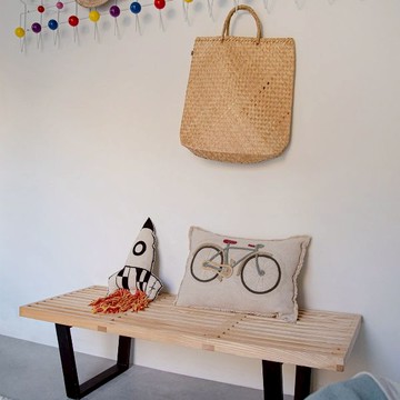 西班牙 Lorena Canals｜自行車靠枕