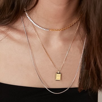 LA LIGNE 纖細網球長項鍊