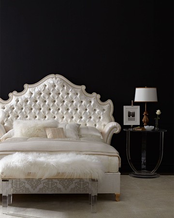 Daniella Tufted Queen Bed