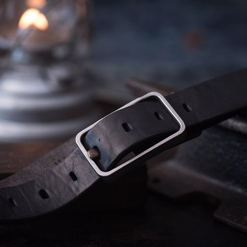 斑駁質感不鏽鋼扣頭男士腰帶 3.3寬度皮帶