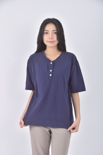 (M) V領藍色短袖上衣