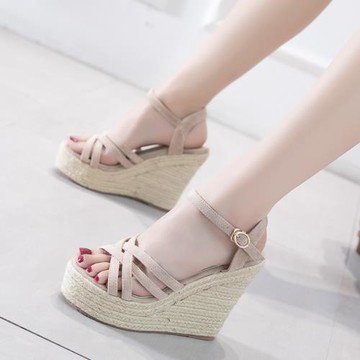 坡跟涼鞋女夏 韓版夏天百搭防水臺厚底超高跟一字扣帶草編松糕鞋