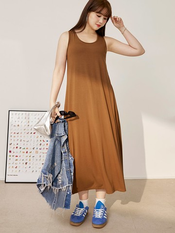 涼感．莫代爾合身傘襬無袖長洋裝