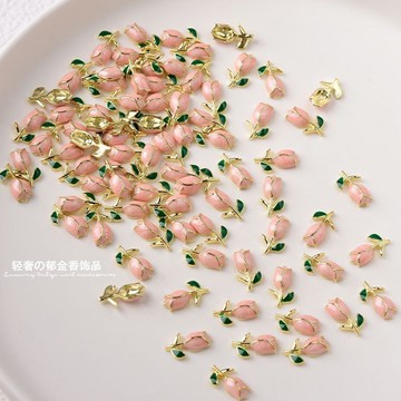 🎀台灣出貨🎀鬱金香金屬美甲飾品鑽飾新款溫柔簡約風立體溫柔小花朵指甲裝飾