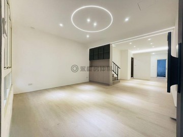 長億商圈|6米靜巷|前院停車|裝潢5房別墅2戶可選｜台中市太平區長億四街