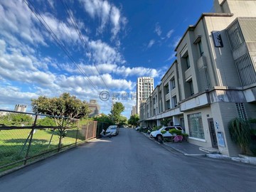 專任我承辦~水湳經貿小巨蛋敦化知音前院停車別墅｜台中市北屯區新興路