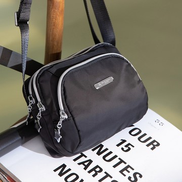 【金安德森】城市酷玩 多功能方型側背包-都會黑