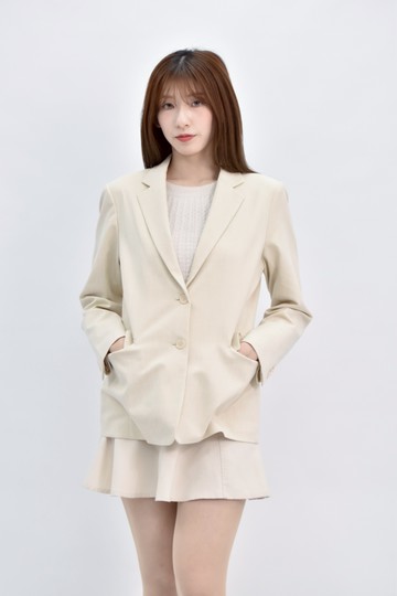 (M) lativ西裝長袖杏色外套