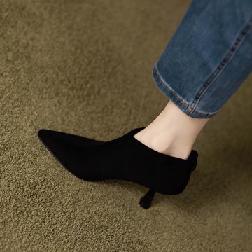 2025秋冬季新款一腳蹬細跟短靴女尖頭軟皮磨砂及踝靴套筒高跟鞋女