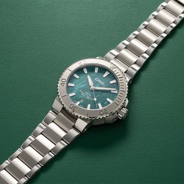 Oris 豪利時 x Bracenet Aquis 時間之海特別版 300米潛水機械錶 寵媽有禮 送禮首選 0173377304137-0782405PEB