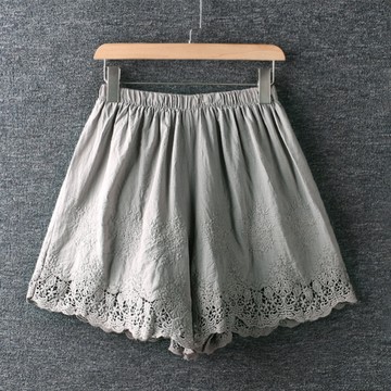 刺繡花邊短褲565x