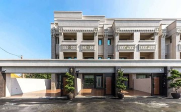 岡山✅皇家新中城✅全新未住美車墅｜傳統格局｜高雄市岡山區灣裡路