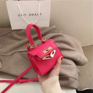 輕奢百搭mini凱莉包女2026新款可愛迷你白色簡約單肩斜挎小包包潮