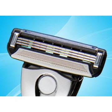Razor Personna Triple Blade Disposable Case of 100 by AccuTec Blades