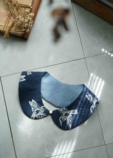 手作-雙面用彼得潘領片-天空藍色-和平鴿刺繡