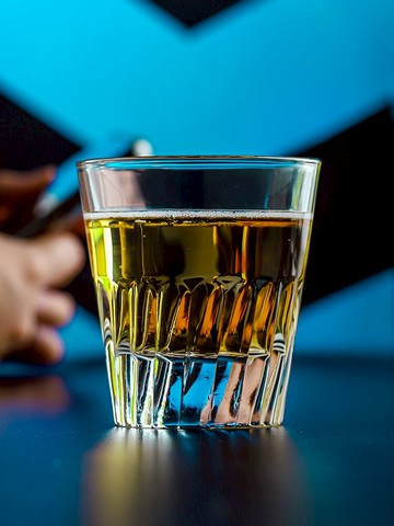 啤酒杯加厚威士忌洋酒杯酒吧KTV小酒杯創意玻璃杯子白酒杯家用