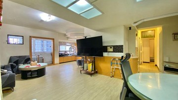 五權國小輕軌旁★低總價電梯華廈大三房★室內30坪｜高雄市苓雅區福德三路