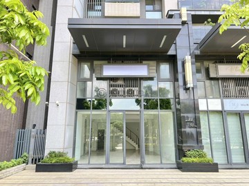 【太睿泰極6米面寬店面】【A19捷運350米】｜桃園市中壢區領航南路一段