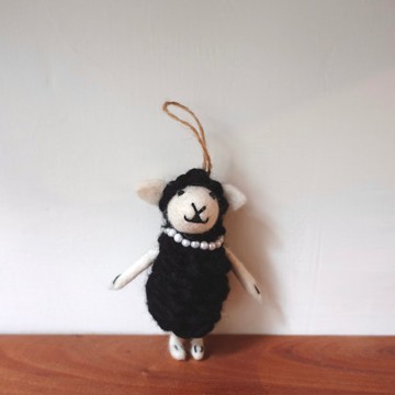 毛絨絨樂園 — DEAR珍珠夫人 • 羊毛氈吊飾