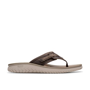 Clarks 夏日時刻 -Wesley Sun男款輕量經典皮革夾腳拖鞋 (棕色) CLM81913S