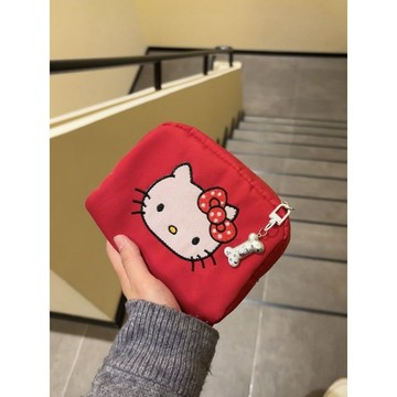 kitty化妝包🎀 可愛便攜紅色kitty收納包日常旅行化妝包手拿百搭耐臟小巧筆袋