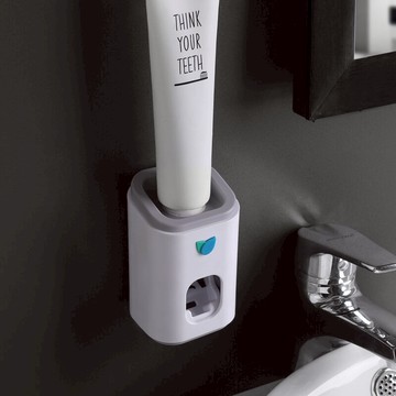 卡貝全自動擠牙膏器套裝壁掛式免打孔牙膏牙刷置物架懶人擠壓神器