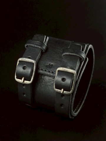 Leather Cuff 皮革手環 - 黑