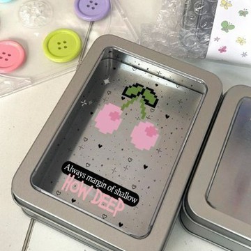台灣現貨📣帶蓋鐵盒 飾品展示盒 開窗鐵盒 照片收納盒 銀色展示盒 餅乾鐵盒 吧唧收納 合集 磨砂鐵盒 收納盒 小卡收納