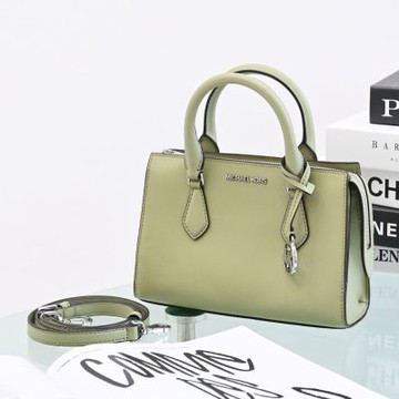 MICHAEL KORS SHEILA 經典防刮款三層手提斜背兩用包(淺綠 小)