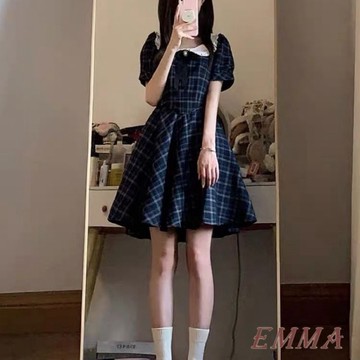 大尺碼娃娃領格紋洋裝女 夏季新款 學院風設計感公主裙 泡泡袖收腰裙子 短袖洋裝 韓版氣質百搭連衣裙 顯瘦洋裝 韓國連身裙