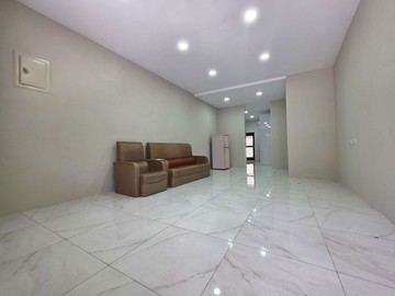 降價物件近育達商職孝親房五房美透天門前停車｜桃園市平鎮區育達路