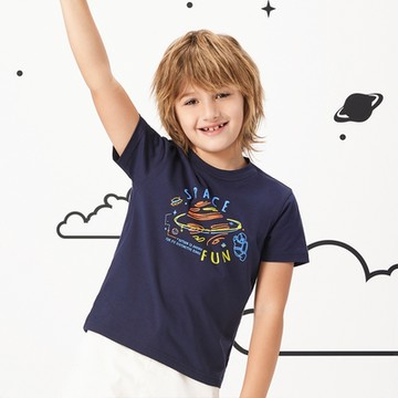 GIORDANO 童裝太空宇宙印花短袖上衣 - 22 桑葚藍