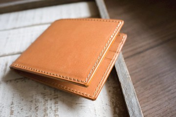 黃棕 四卡鈔票短夾丨義大利牛皮 客製壓字丨男用皮夾 父親節