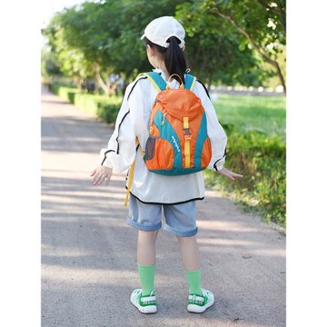(免運)兒童戶外出游登山背包女孩小學生休閑旅游超輕便多巴胺男童雙肩包