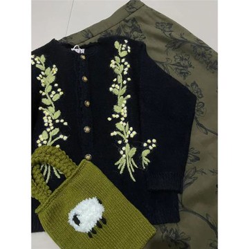 2022年秋季手工vintage毛衣刺繡