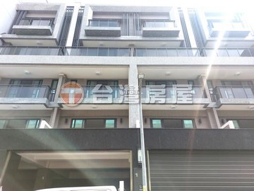 台中市西屯區世貿中心全新電梯別墅｜台中市西屯區福安八街