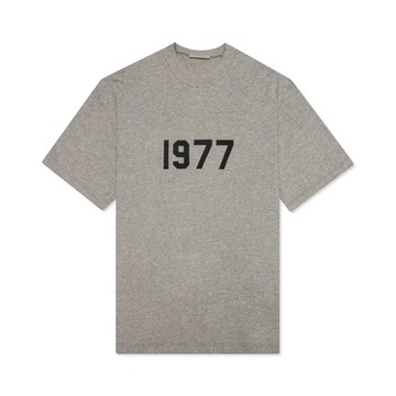 Fear of God Essentials 1977 T-shirt Dark Oatmeal 燕麥灰 短袖 T恤 125BT212003F