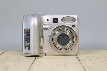 【功能完好】 Nikon coolpix 7600 經典數位相機 S/N 20104379 P023