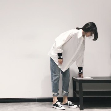 春裝新款中性男友風襯衣寬松韓版女裝字母收口長袖簡約黑白襯衫