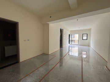 獨家西區勤美園道全新大面寬電梯雙車豪墅｜台中市西區模範街